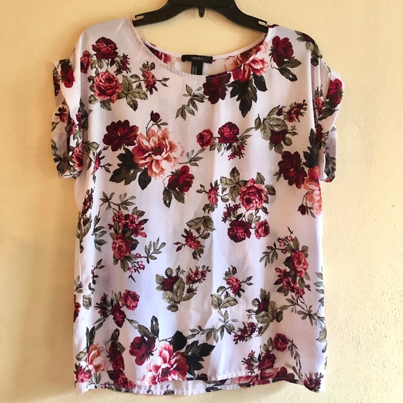 Floral Tee - Picture 2 of 3
